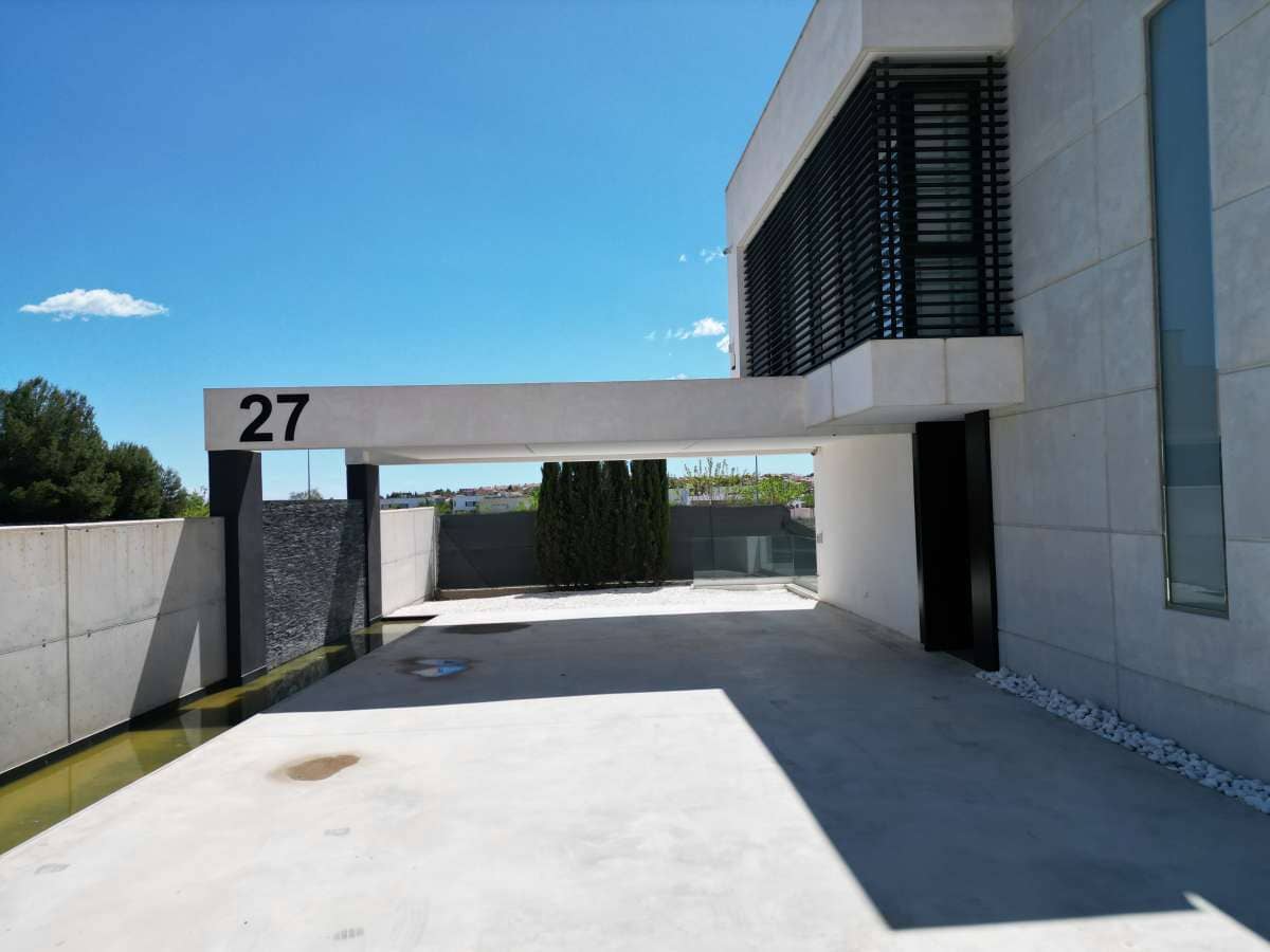 5 soverom Villa til salgs i Muchamiel / Mutxamel med svømmebasseng garasje - € 1 250 000 (Ref: 8936533)