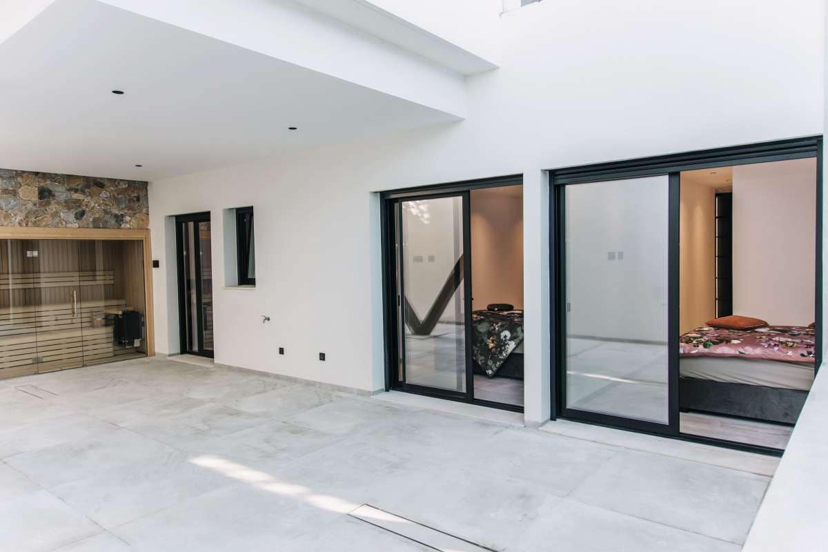 4 makuuhuone Huvila myytävänä paikassa Rojales mukana uima-altaan - 1 450 000 € (Ref: 9048027)