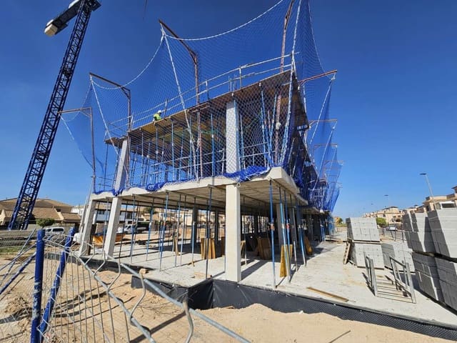 3 soverom Bungalow til salgs i Torre de la Horadada, Pilar de la Horadada med garasje - € 380 000 (Ref: 9048195)