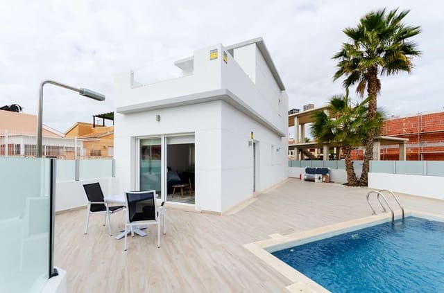 3 soveværelse Byhus til salg i El Chaparral - La Siesta - La Torreta, Torrevieja med swimmingpool - € 385.000 (Ref: 9048394)