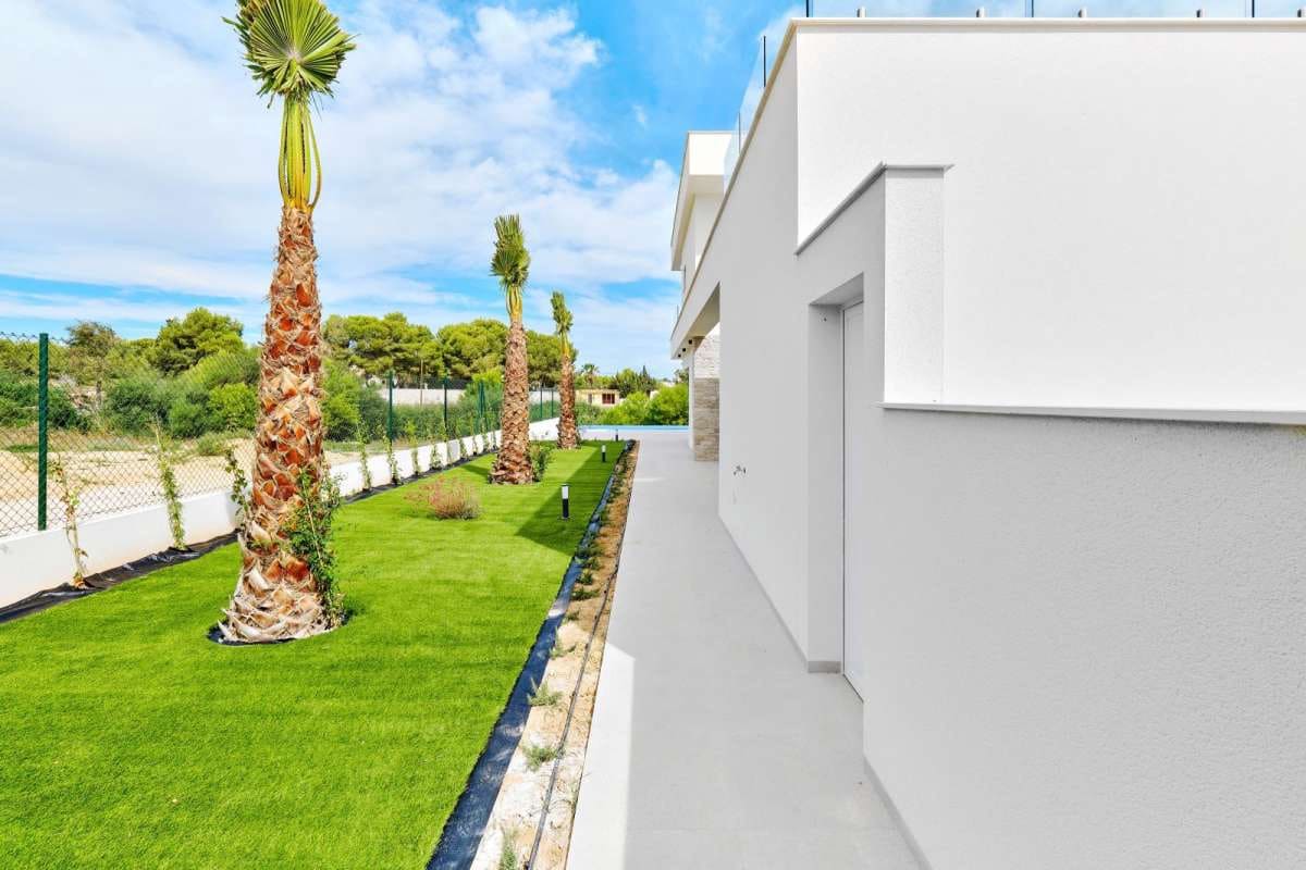 3 camera da letto Villa in vendita in Orihuela Costa con piscina garage - 760.000 € (Rif: 9050170)