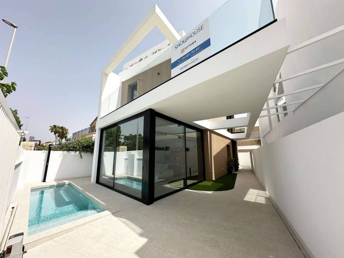 3 sypialnia Willa na sprzedaż w Torre de la Horadada z basenem garażem - 599 900 € (Ref: 9050194)