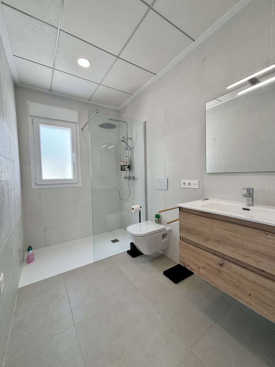 Chalet de 3 habitaciones en Benijófar en venta con piscina garaje - 478.732 € (Ref: 9050254)