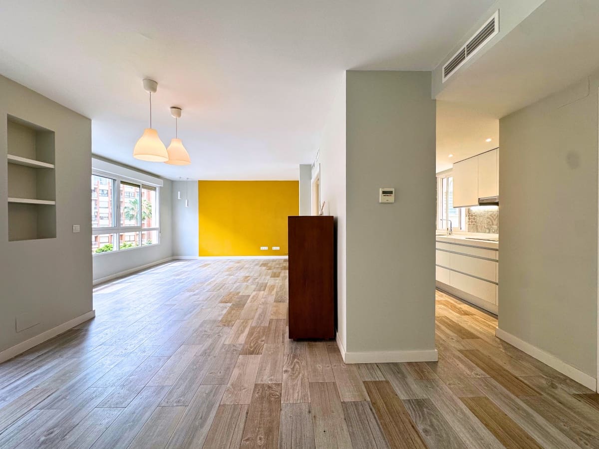 4 soveværelse Lejlighed til salg i Alicante by med garage - € 365.000 (Ref: 9053724)