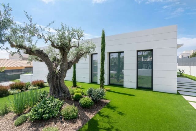 3 soverom Villa til salgs i Molina de Segura med svømmebasseng garasje - € 379 000 (Ref: 9070427)