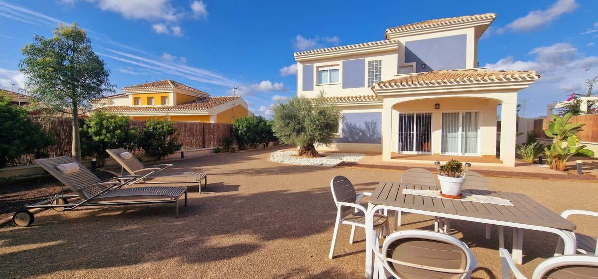 3 soveværelse Villa til salg i Purias med garage - € 389.000 (Ref: 9070430)