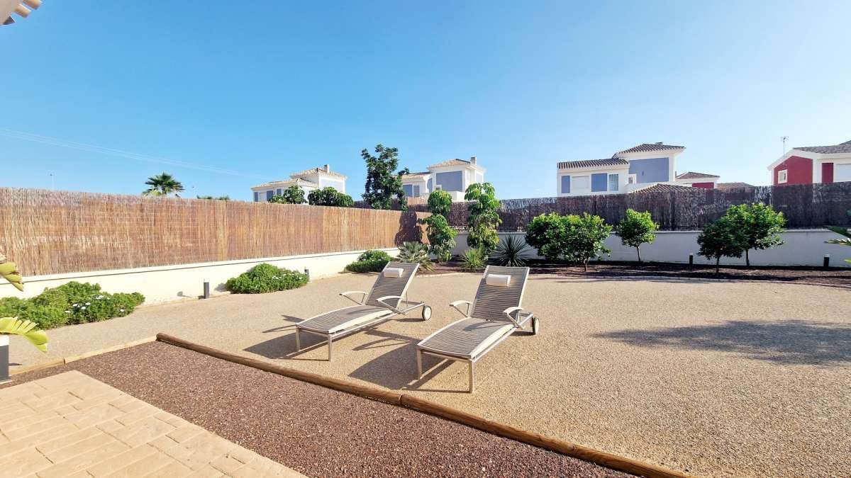 4 soveværelse Villa til salg i Purias med garage - € 422.000 (Ref: 9070431)