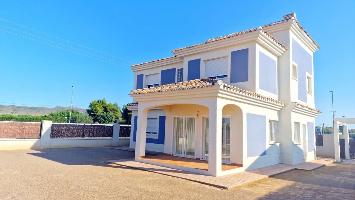 4 slaapkamer Villa te koop in Purias met garage - € 422.000 (Ref: 9070431)