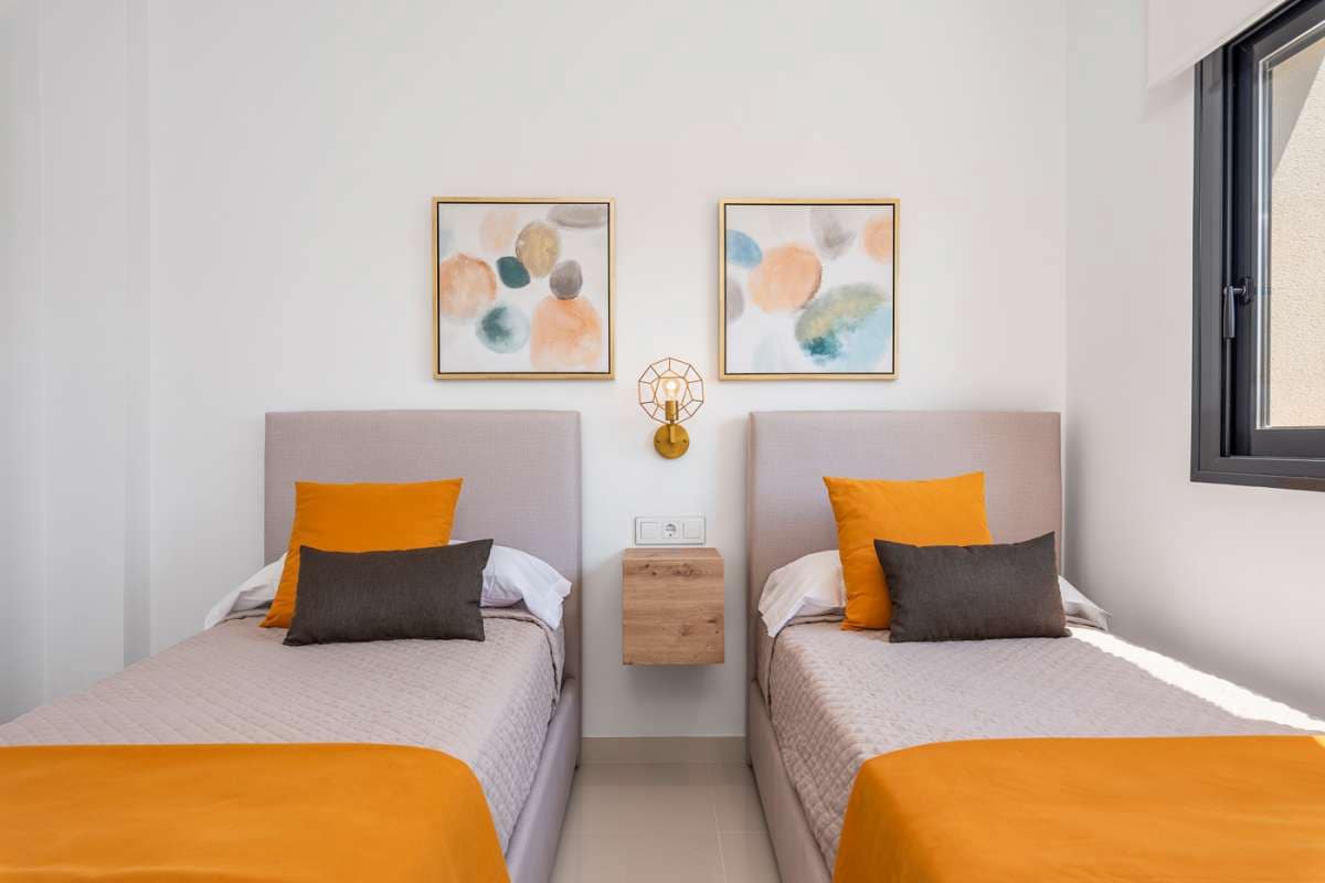 4 sypialnia Willa na sprzedaż w La Manga del Mar Menor z basenem garażem - 575 000 € (Ref: 9070482)