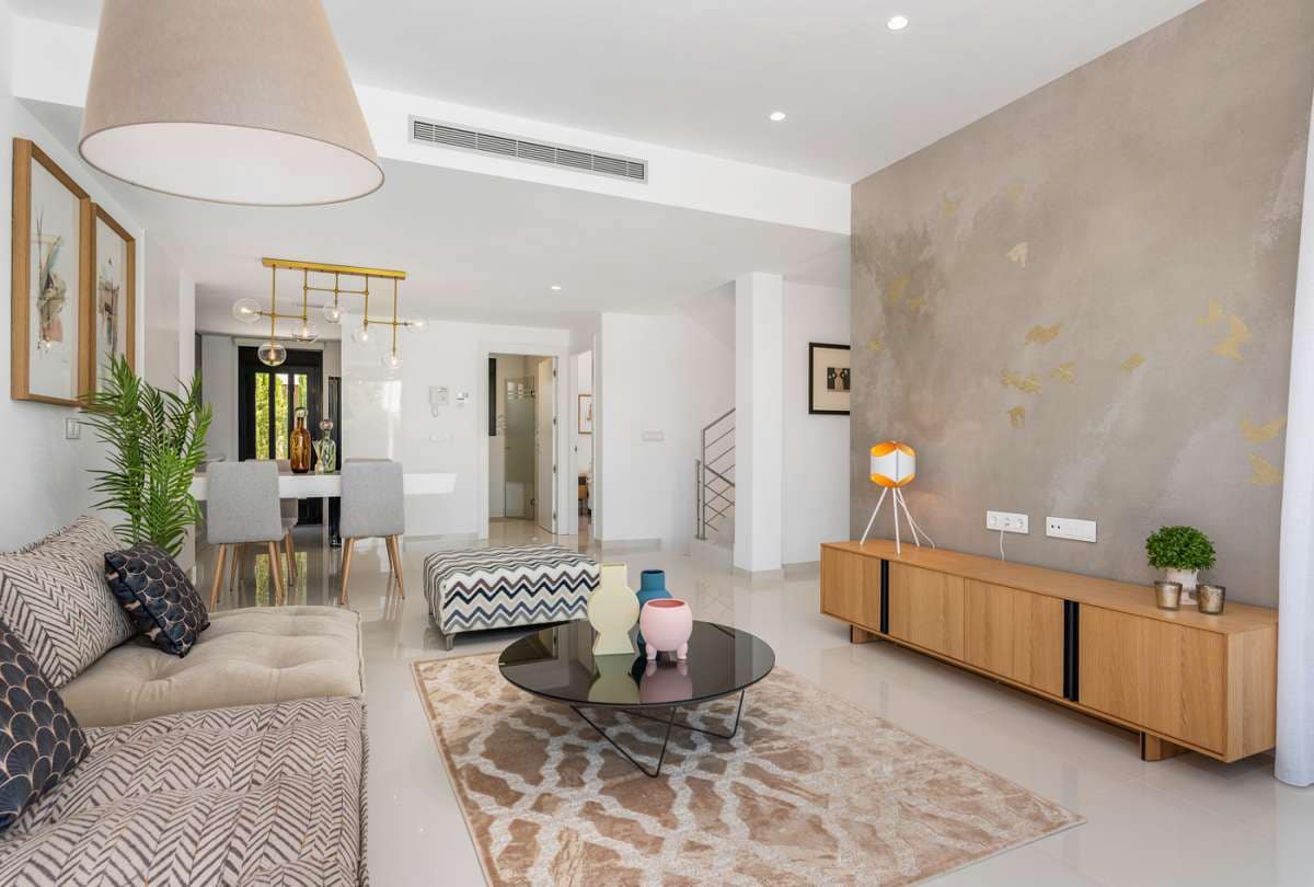 4 sypialnia Willa na sprzedaż w La Manga del Mar Menor z basenem garażem - 575 000 € (Ref: 9070482)