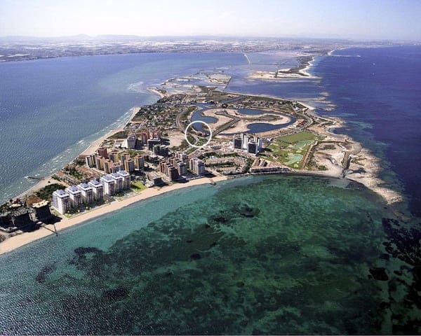 3 sypialnia Dom na sprzedaż w La Manga del Mar Menor z basenem - 780 000 € (Ref: 9070638)