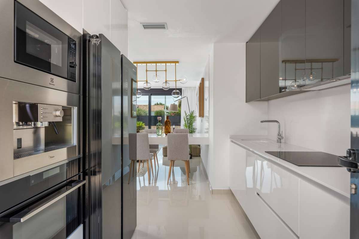 3 quarto Moradia para venda em La Manga del Mar Menor com piscina - 595 000 € (Ref: 9070656)