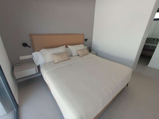 3 sypialnia Willa na sprzedaż w Ciudad Quesada, Rojales z basenem garażem - 690 000 € (Ref: 9118376)