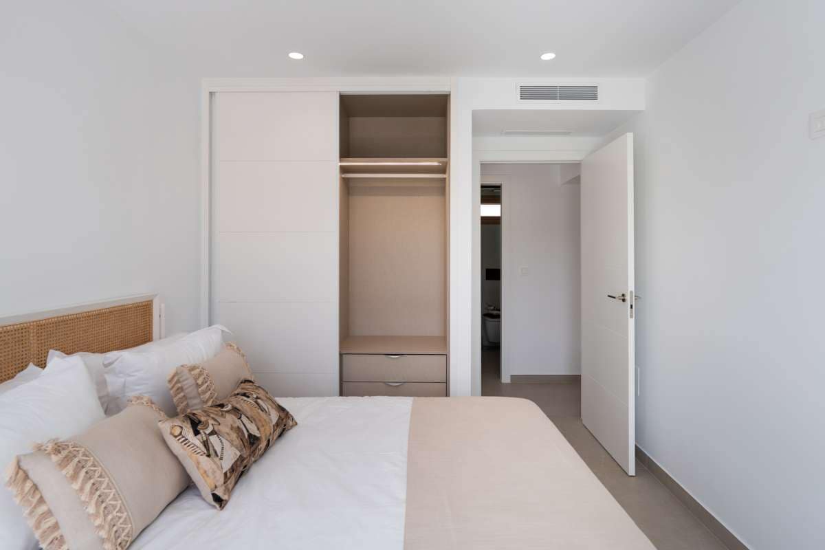 4 soveværelse Villa til salg i Orihuela Costa med swimmingpool garage - € 1.350.000 (Ref: 9124081)