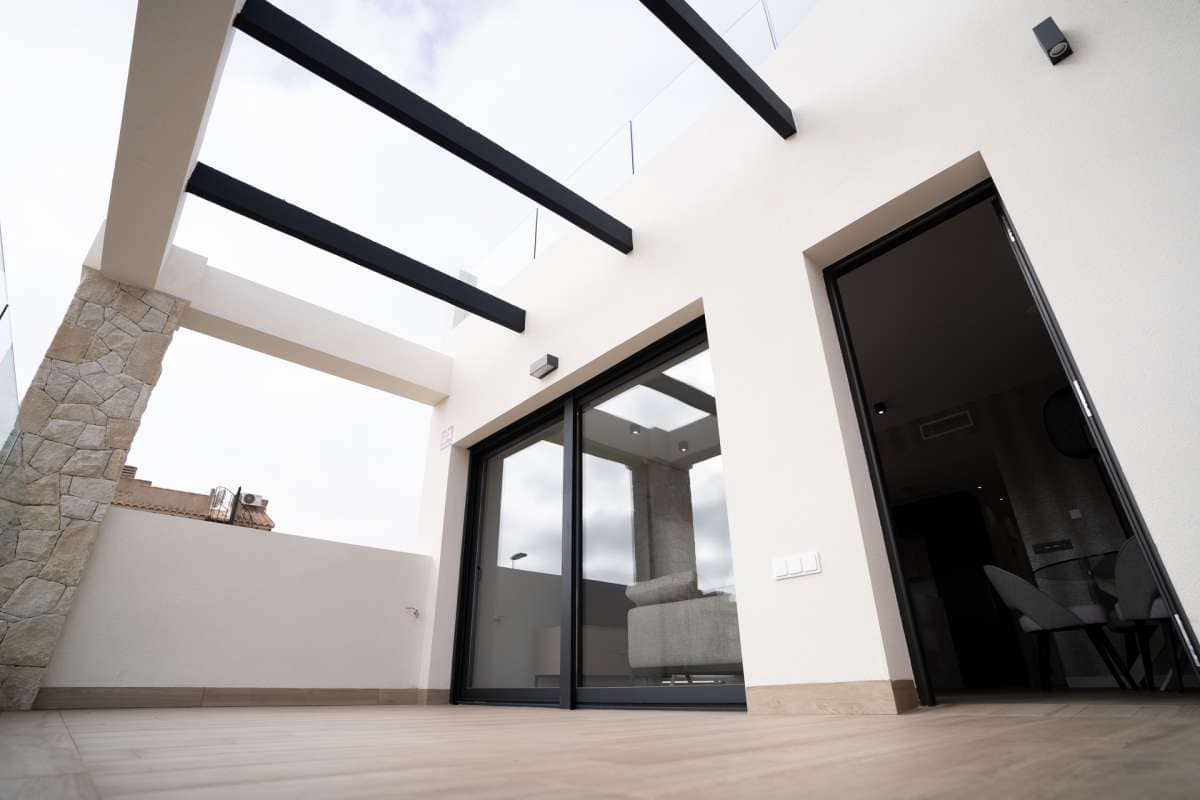 2 soveværelse Bungalow til salg i Pilar de la Horadada med garage - € 330.000 (Ref: 9124085)