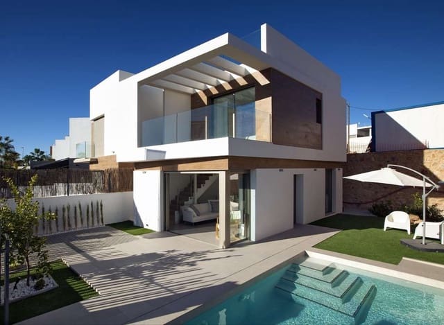 3 makuuhuone Huvila myytävänä paikassa La Florida, Orihuela mukana uima-altaan - 575 000 € (Ref: 9124254)