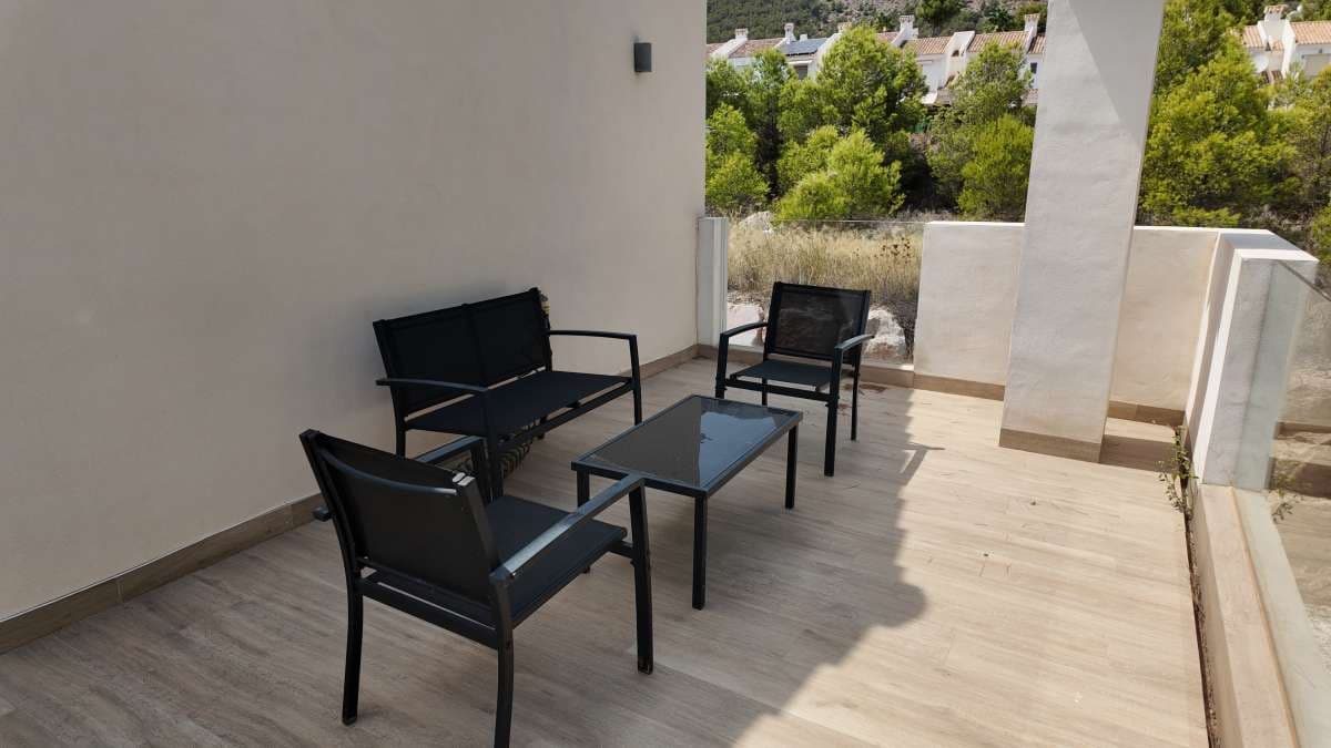 3 bedroom Villa for sale in Polop with pool garage - € 549,900 (Ref: 9184876)