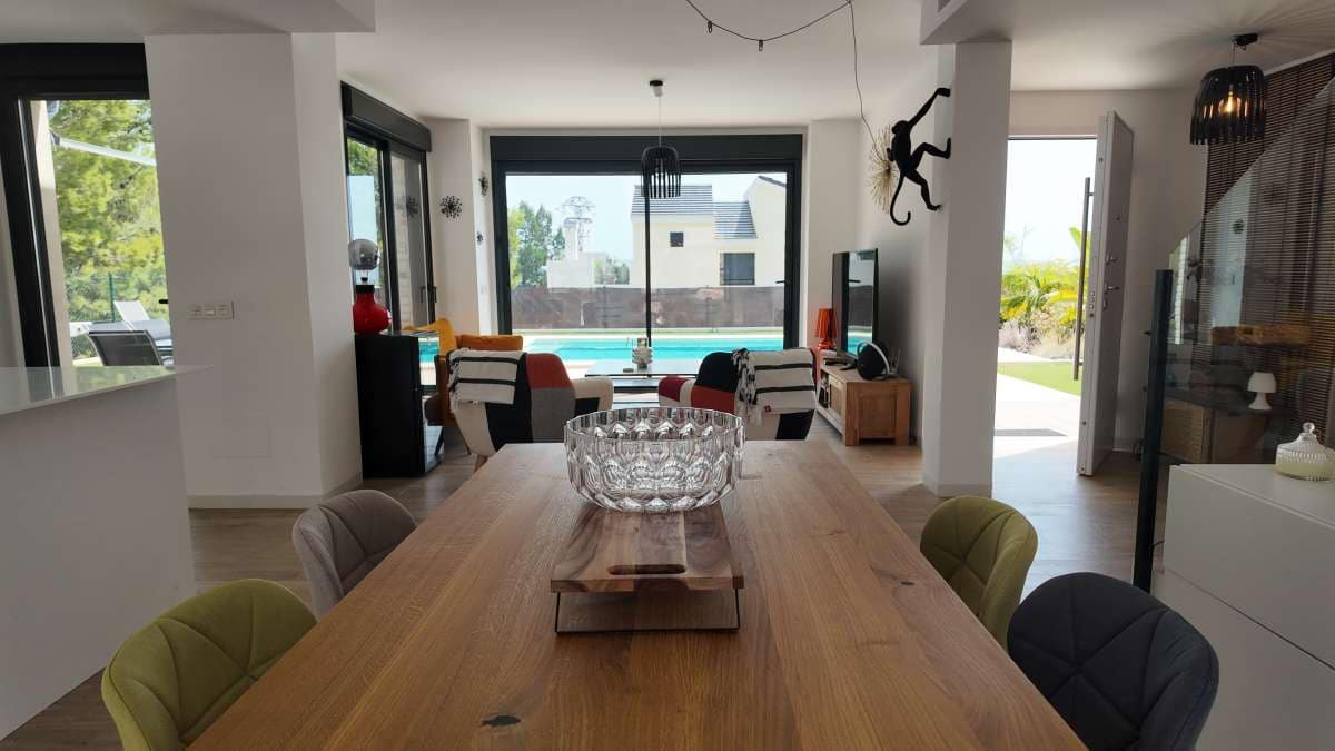 3 bedroom Villa for sale in Polop with pool garage - € 549,900 (Ref: 9184876)