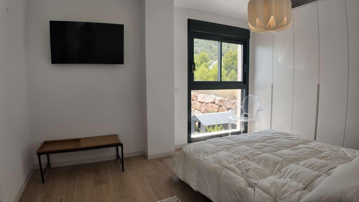 3 bedroom Villa for sale in Polop with pool garage - € 549,900 (Ref: 9184876)