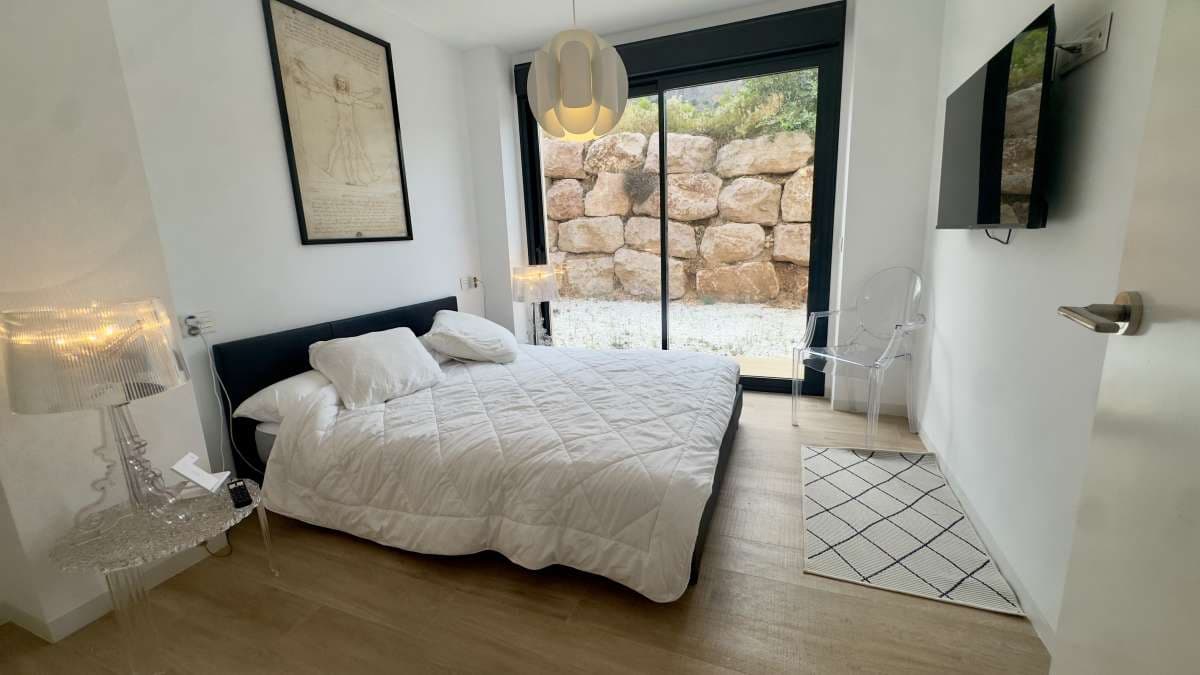 3 bedroom Villa for sale in Polop with pool garage - € 549,900 (Ref: 9184876)