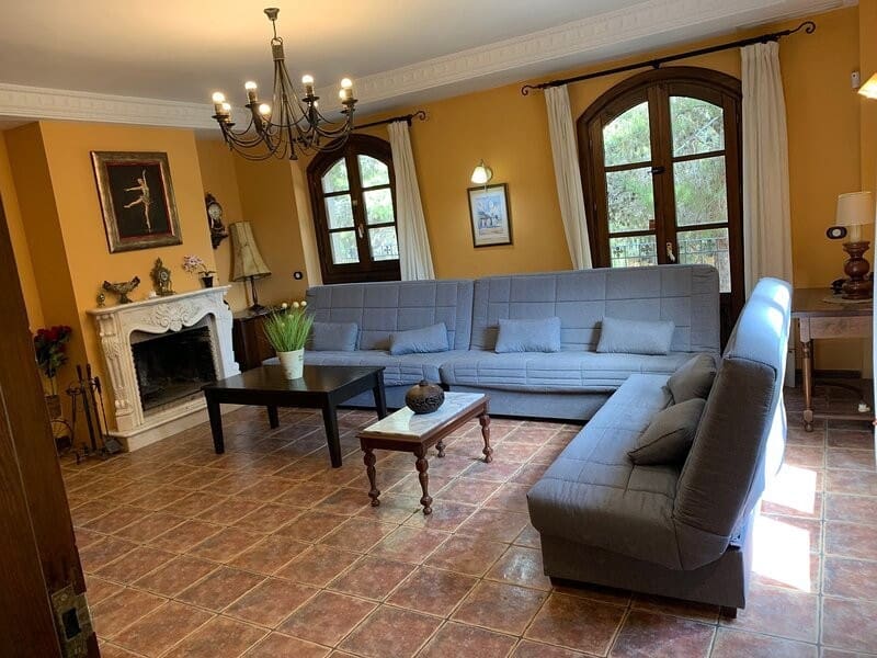 6 bedroom Villa for sale in Ciudad Quesada - € 1,000,000 (Ref: 9380763)