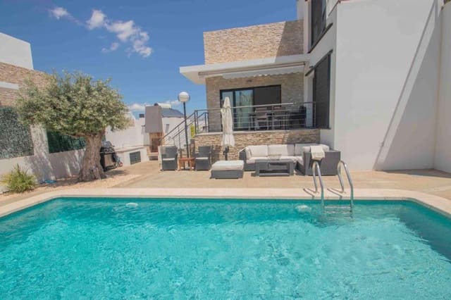 3 bedroom Villa for sale in Polop with pool garage - € 530,000 (Ref: 9380948)