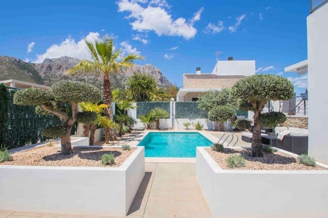 3 bedroom Villa for sale in Polop with pool garage - € 530,000 (Ref: 9380948)