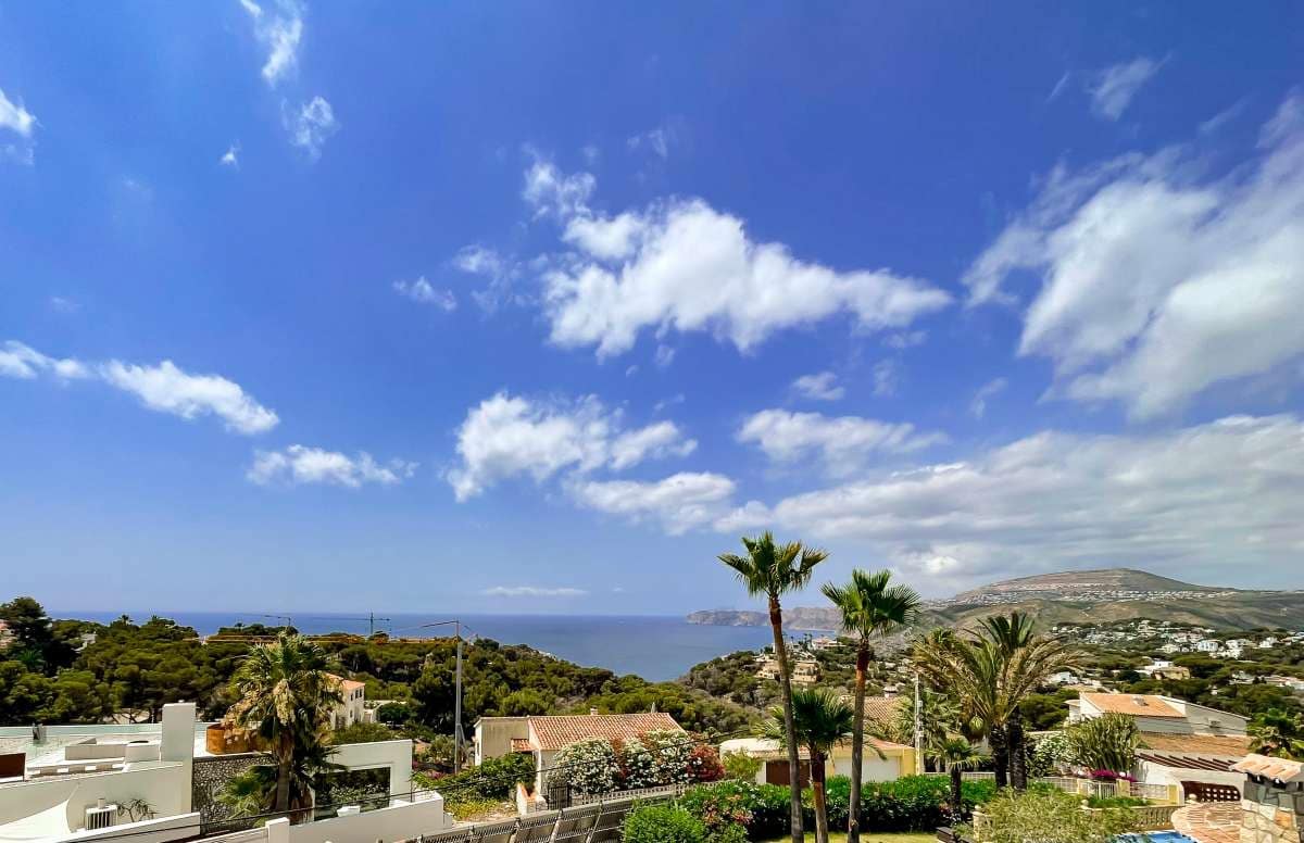 4 bedroom Villa for sale in Javea / Xabia with pool garage - € 1,985,000 (Ref: 9381029)