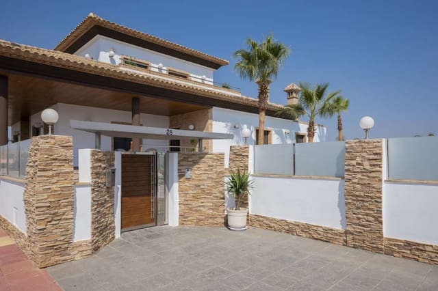 Chalet de 4 habitaciones en Avileses, Murcia ciudad en venta con piscina garaje - 1.350.000 € (Ref: 9381060)