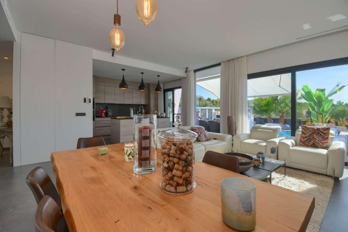 2 sypialnia Willa na sprzedaż w Finestrat z basenem garażem - 630 000 € (Ref: 9381068)