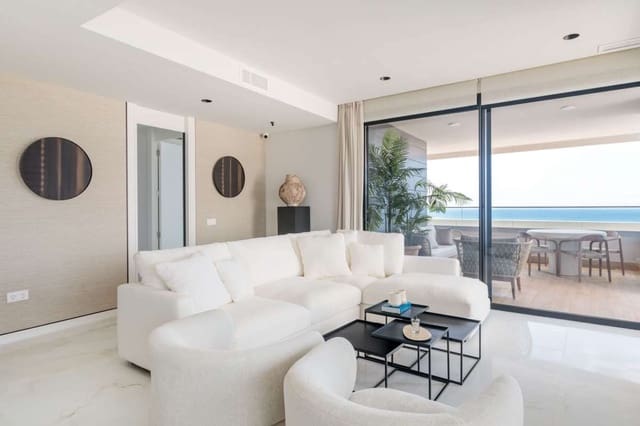 3 sovrum Lägenhet till salu i Playa Poniente, Benidorm med garage - 675 000 € (Ref: 9381089)