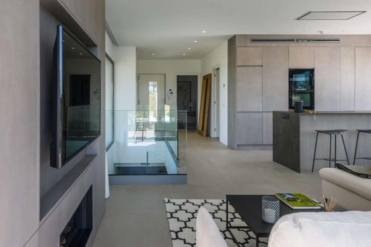 3 quarto Moradia para venda em Las Colinas Golf com piscina garagem - 1 165 000 € (Ref: 9381130)