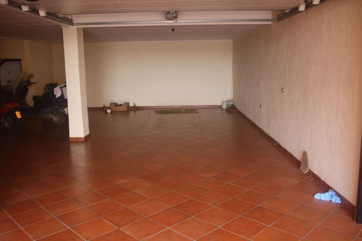 2 sypialnia Dom na sprzedaż w Torrevieja z garażem - 330 000 € (Ref: 9381143)