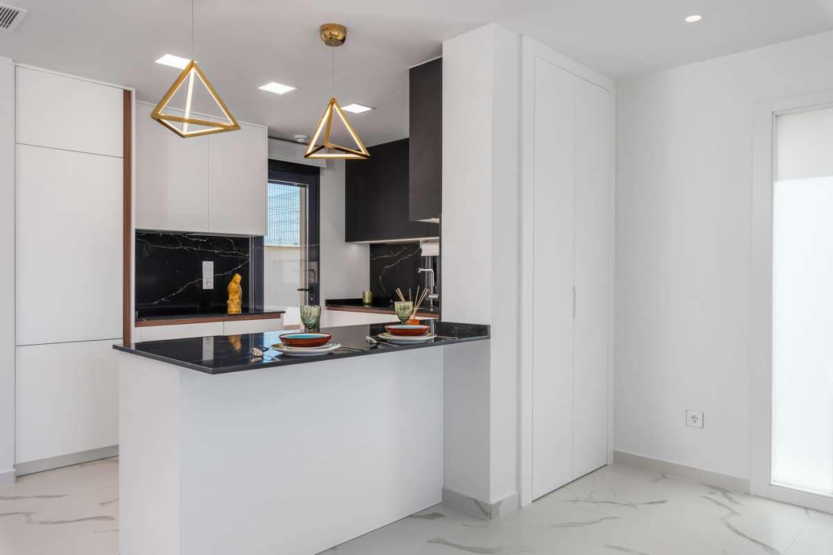 3 makuuhuone Bungalow myytävänä paikassa San Miguel de Salinas mukana uima-altaan 
autotalli - 415 000 € (Ref: 9381165)