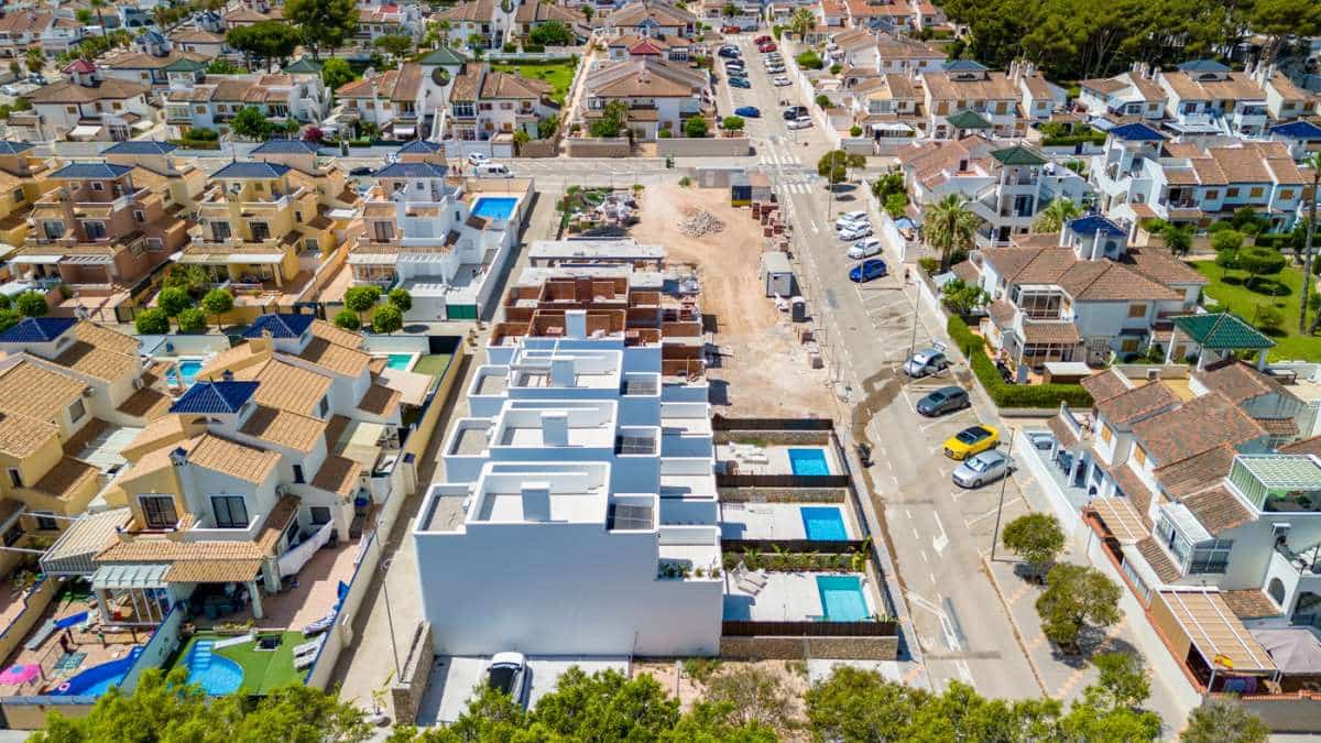 3 soverom Villa til salgs i Pilar de la Horadada med svømmebasseng garasje - € 539 900 (Ref: 9382123)