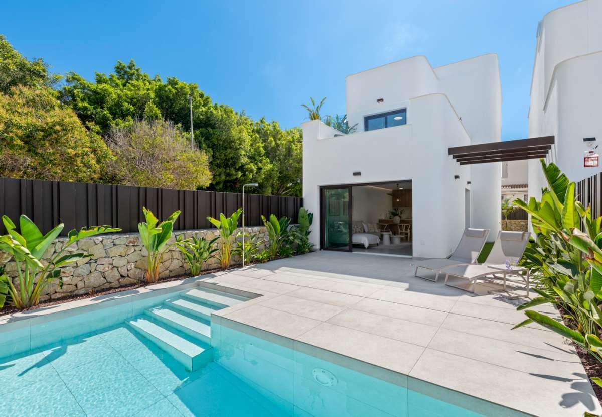 3 camera da letto Villa in vendita in Pilar de la Horadada con piscina garage - 539.900 € (Rif: 9382123)