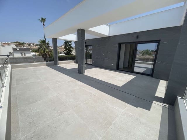 3 camera da letto Villa in vendita in Ciudad Quesada, Rojales con piscina garage - 799.900 € (Rif: 9382171)