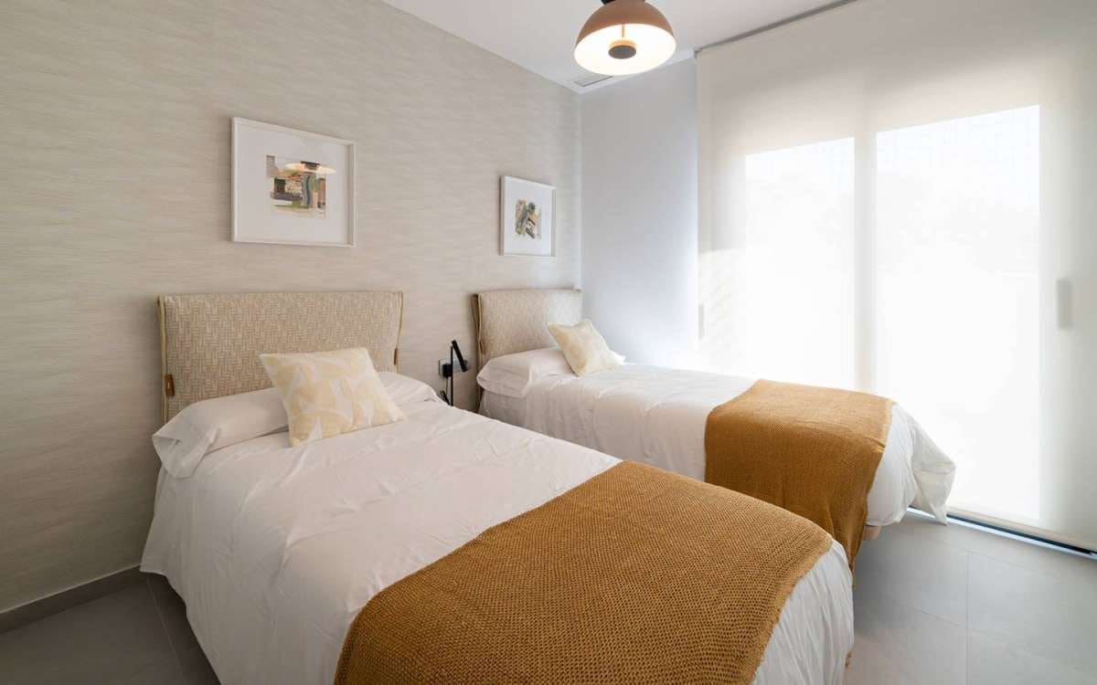 3 sovrum Lägenhet till salu i Benidorm med pool - 514 000 € (Ref: 9426643)