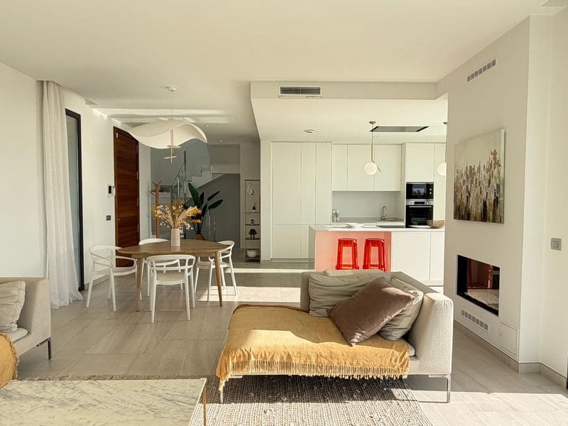 5 bedroom Villa for sale in Finestrat with pool garage - € 1,600,000 (Ref: 9451540)