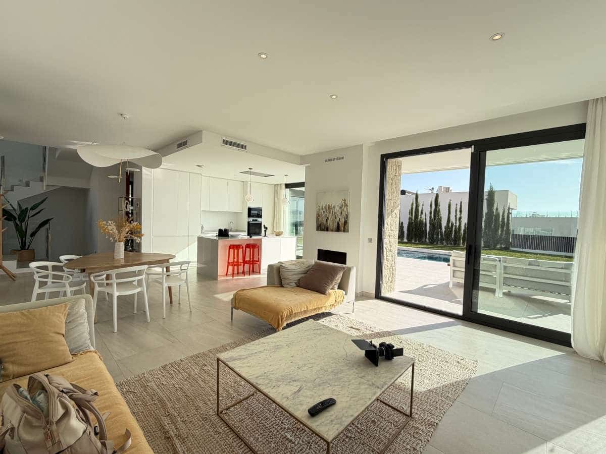 5 bedroom Villa for sale in Finestrat with pool garage - € 1,600,000 (Ref: 9451540)