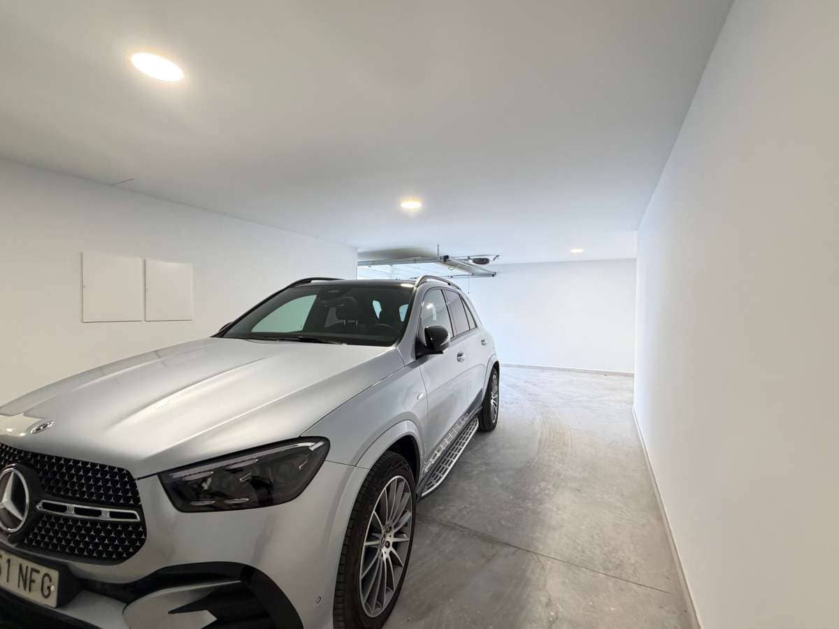 5 bedroom Villa for sale in Finestrat with pool garage - € 1,600,000 (Ref: 9451540)