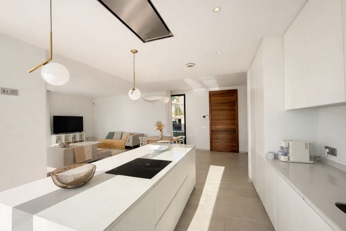 5 quarto Moradia para venda em Finestrat com piscina - 1 600 000 € (Ref: 9451540)