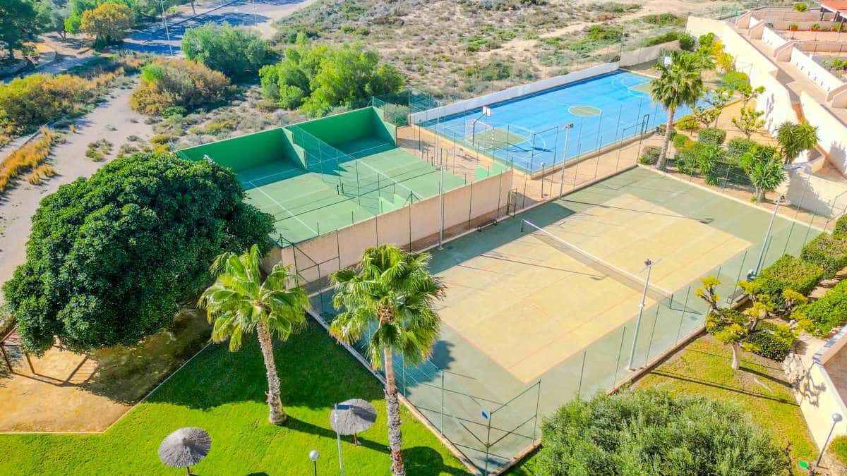 3 sypialnia Apartament na sprzedaż w La Villajoyosa / Vila Joiosa z basenem garażem - 475 000 € (Ref: 9500797)