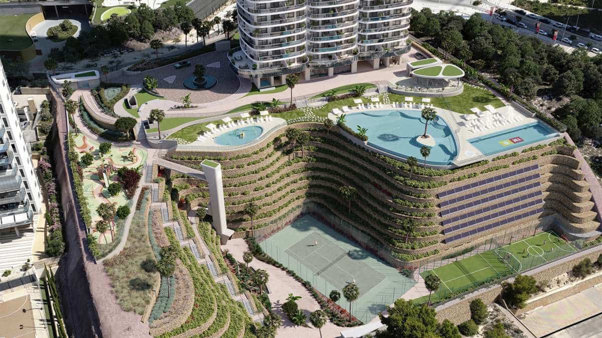 4 bedroom Apartment for sale in Benidorm with pool garage - € 2,092,000 (Ref: 9529077)