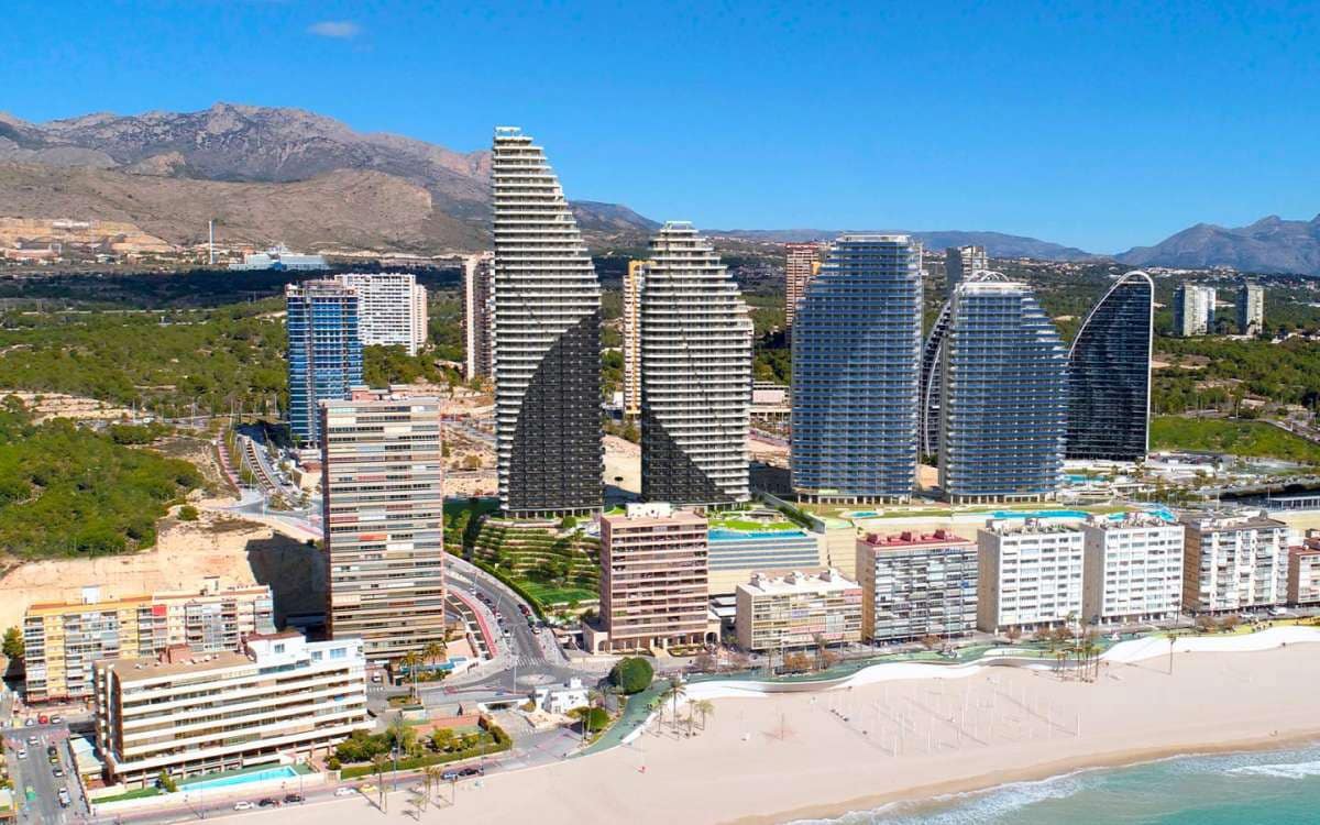 2 soveværelse Lejlighed til salg i Benidorm med swimmingpool garage - € 640.000 (Ref: 9550315)