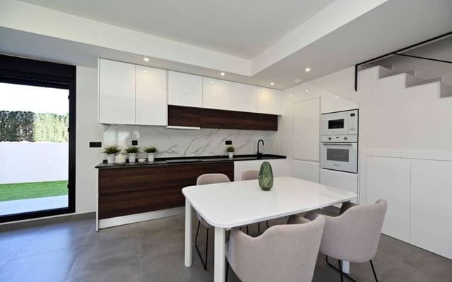 2 soverom Villa til salgs i Las Filipinas med svømmebasseng - € 342 000 (Ref: 9635199)