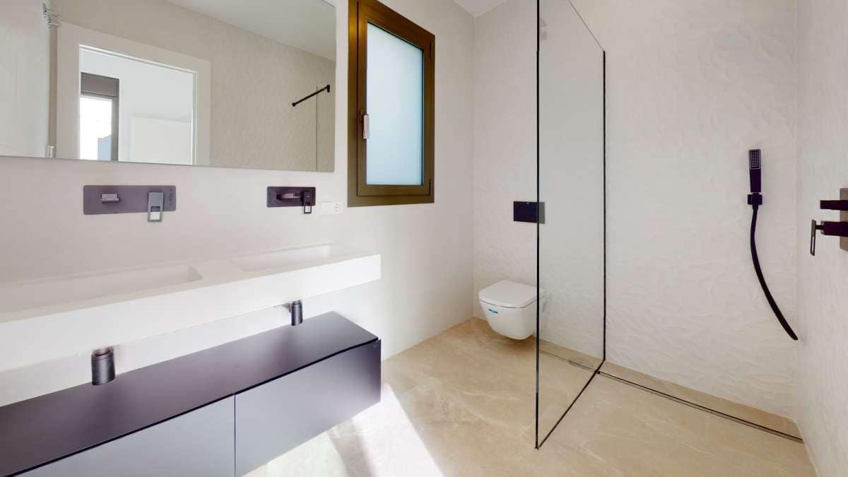 3 sypialnia Dom blizniak na sprzedaż w Los Alcazares z basenem garażem - 489 900 € (Ref: 9643541)