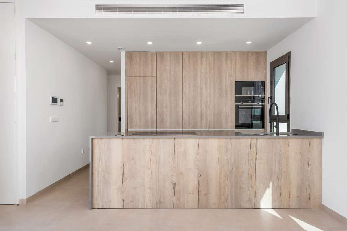 3 sypialnia Dom blizniak na sprzedaż w Los Alcazares z basenem garażem - 489 900 € (Ref: 9643541)