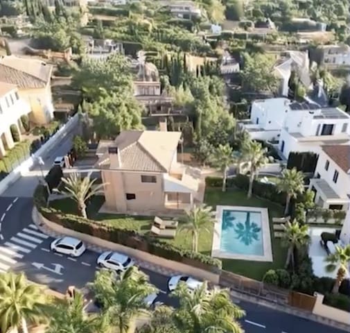 3 camera da letto Villa in vendita in Playa de Muchavista, El Campello con garage - 900.000 € (Rif: 9658040)