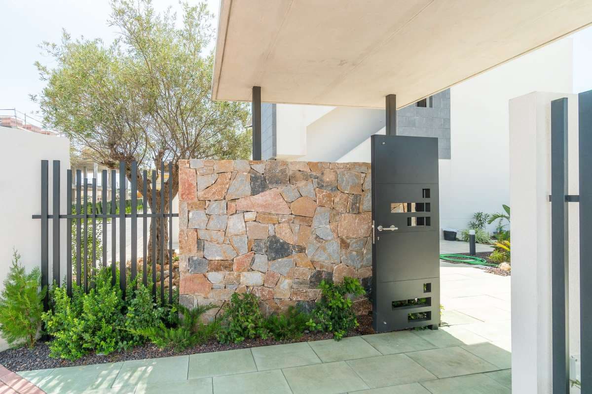 3 Zimmer Bungalow zu verkaufen in Torrevieja - 310.000 € (Ref: 9672900)